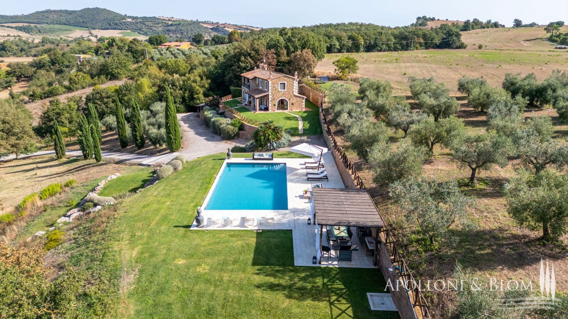 Maremma sea-view villa with pool and olive groves, Magliano in Toscana